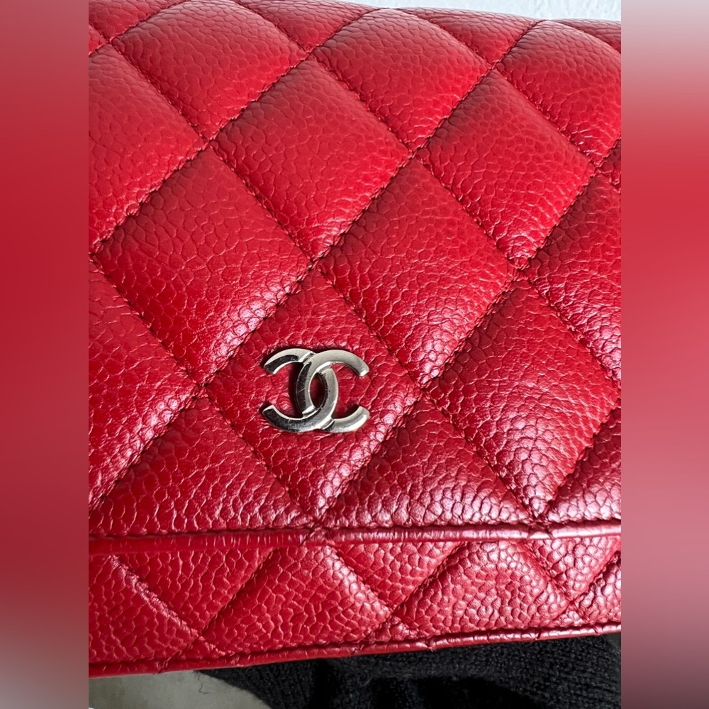 CHANEL Caviar Red Wallet On Chain Authentic Preloved With Card - Picture 16 of 16